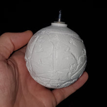 Load image into Gallery viewer, Custom 3D Printed Photo LED Ornament
